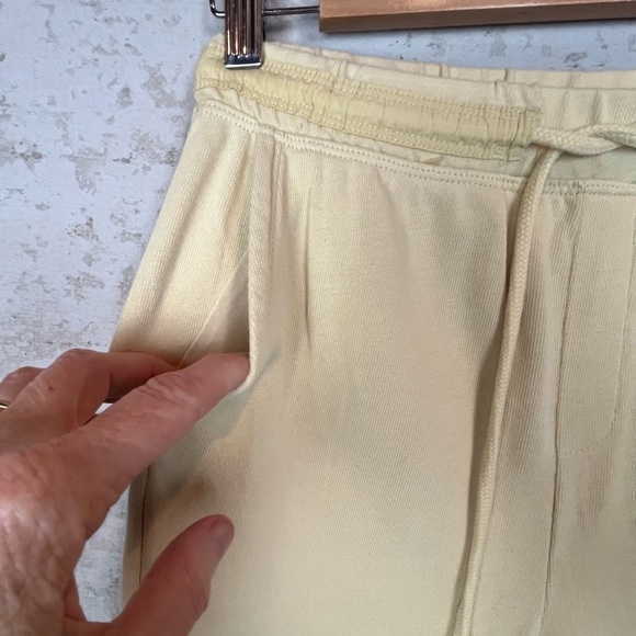 Aerie Womens Sweatpants Size XS Drawstring Pale Yellow Loungewear Boho Joggers - Picture 3 of 16
